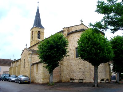 Chambilly (Saône-et-Loire), l'église et son chevet