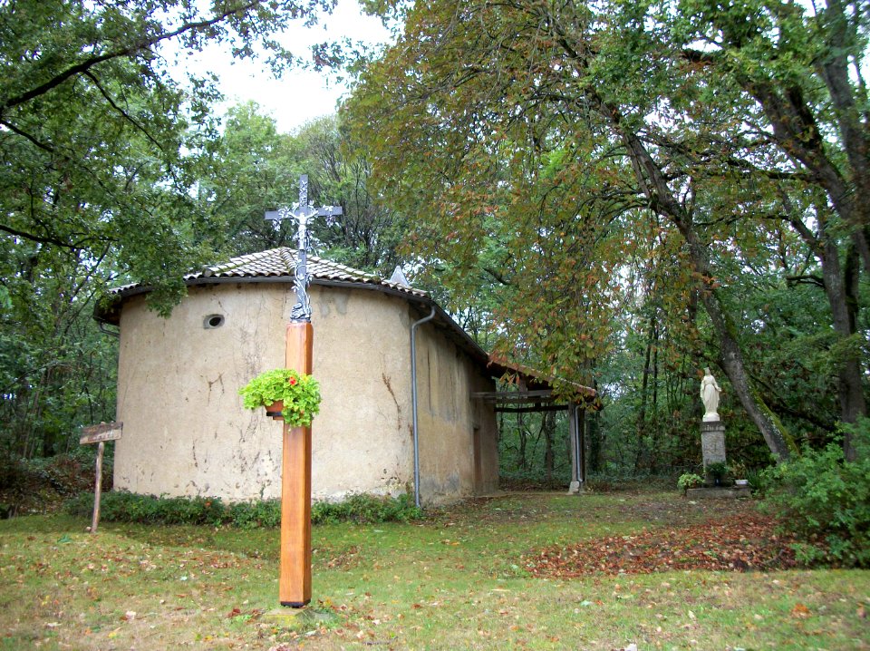 Chapelle de la Trinité de Lesparts 01