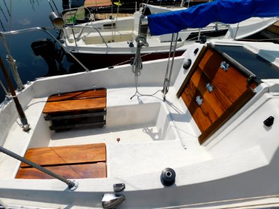 Challenger 24 sailboat Alcyone 1956