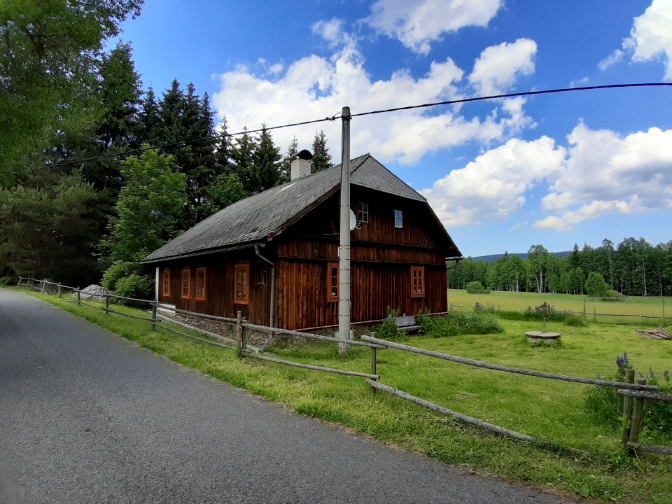 CHALUPSKA SLAT 2019 - Samsung 44