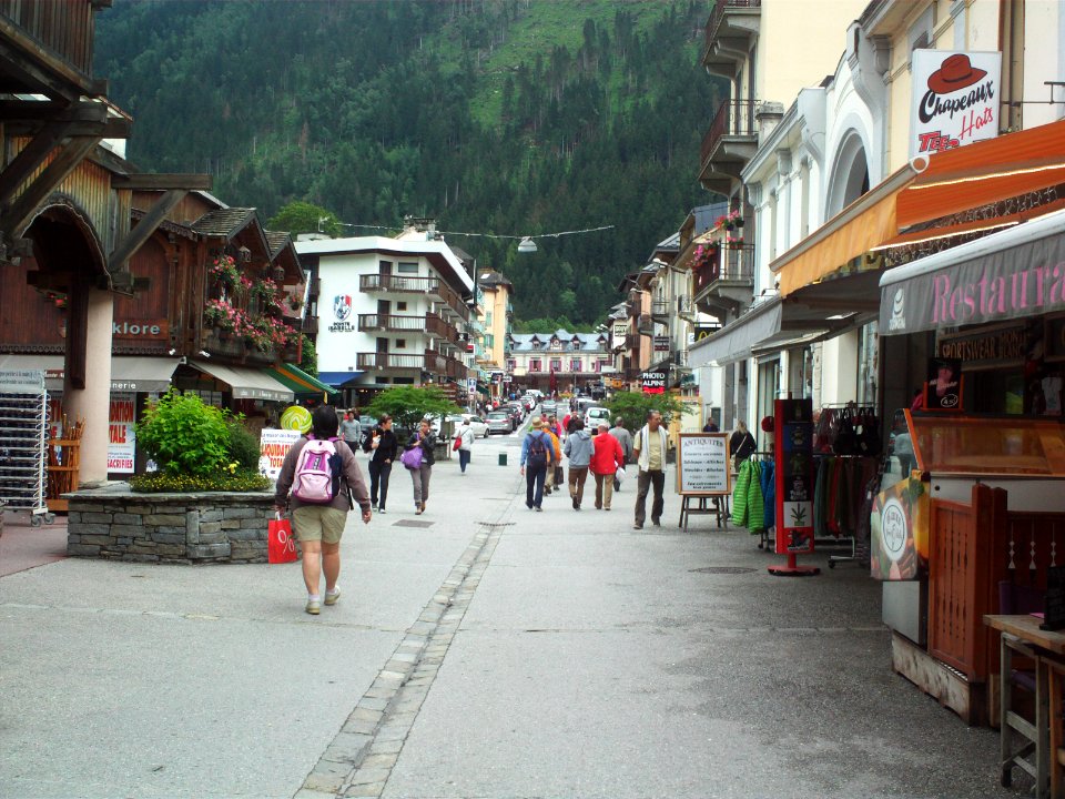 Chamonix Avenue Michel Croz