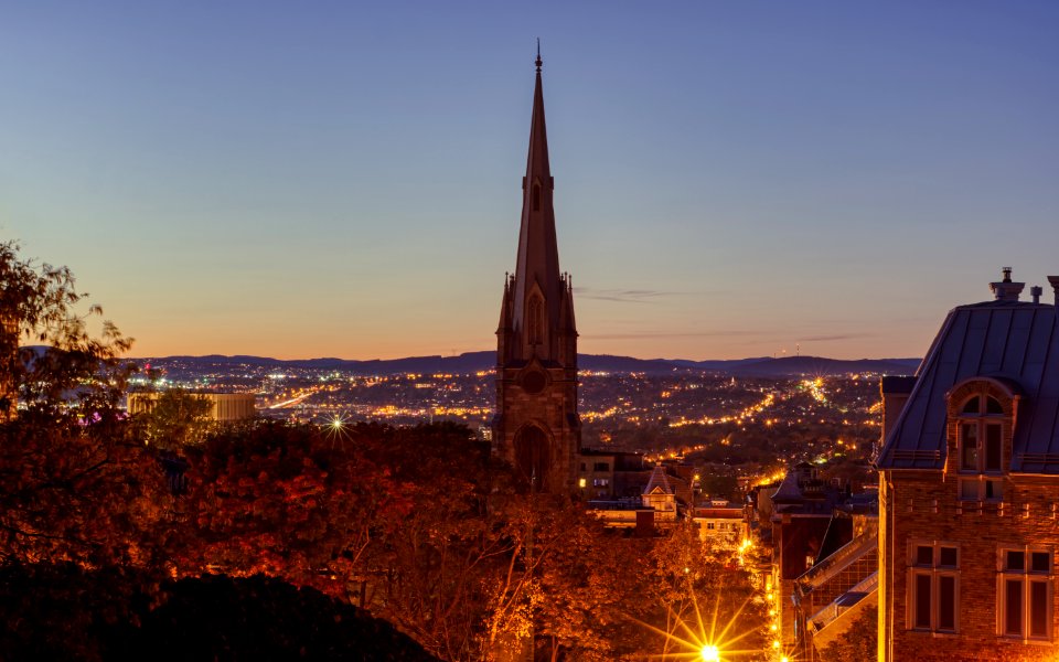 Chalmers-Wesley United Church at night, Québec city