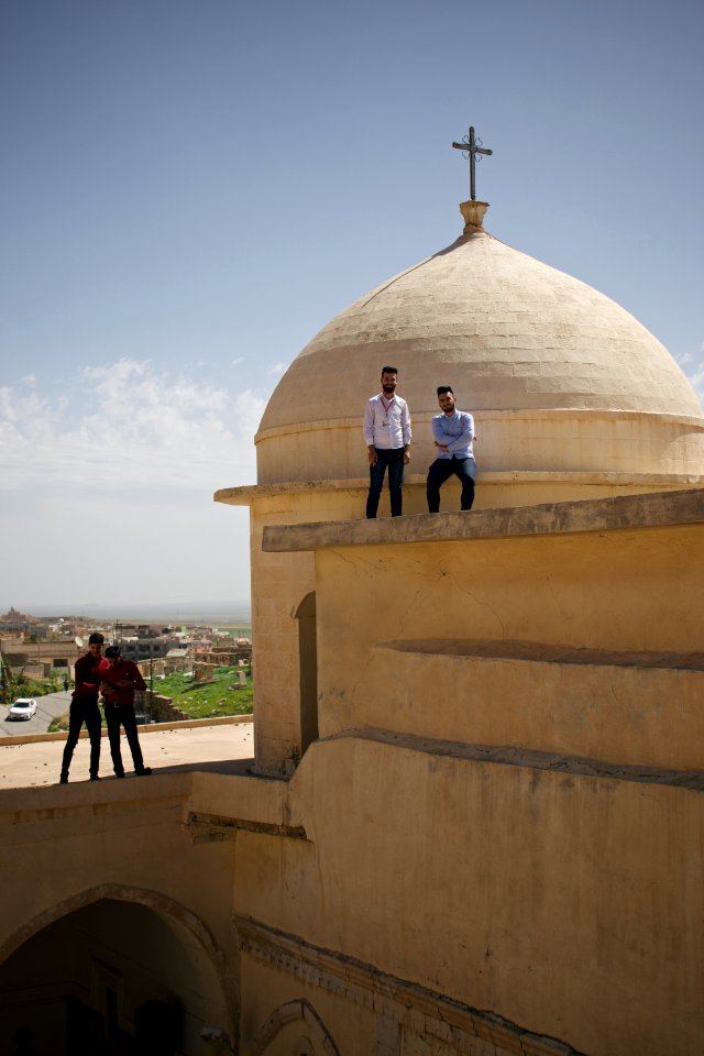 Chaldean Catholics in alQosh enjoying the festival and parade in 2018 for Palm Sunday 07