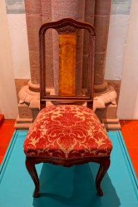 Chair, Germany, 1700-1750, beech, walnut, plum, upholstery - Germanisches Nationalmuseum - Nuremberg, Germany - DSC03009