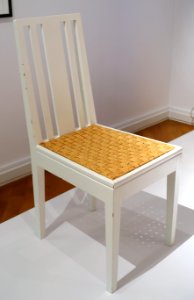 Chair T 596, designed by Bruno Paul, made by Vereinigte Werkstatten fur Kunst im Handwerk, Munich, undated, spruce with white lacquer - Bröhan Museum, Berlin - DSC04025