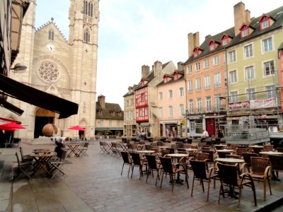 Chalon sur Saône - Place St Vincent 01