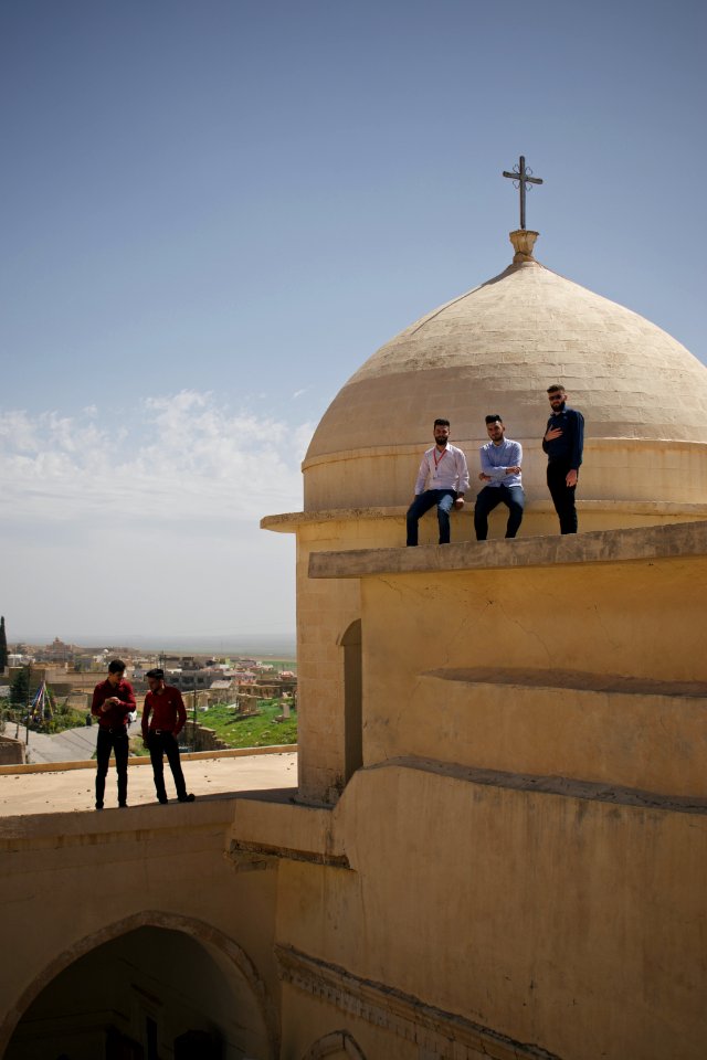 Chaldean Catholics in alQosh enjoying the festival and parade in 2018 for Palm Sunday 06