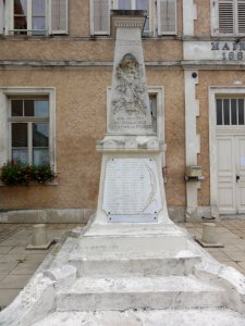 Chalaines (Meuse) monument aux morts