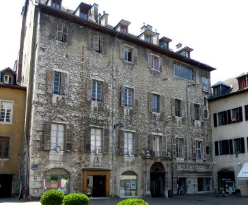 Chambéry Place Métropole 1