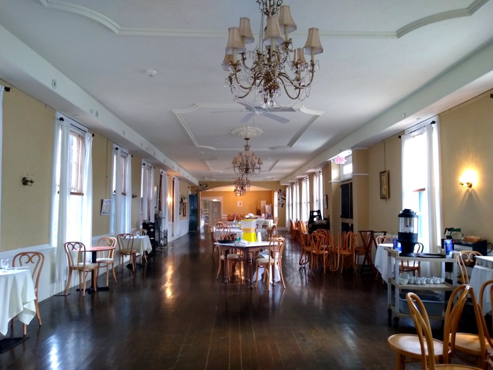 Chalfonte dining room0