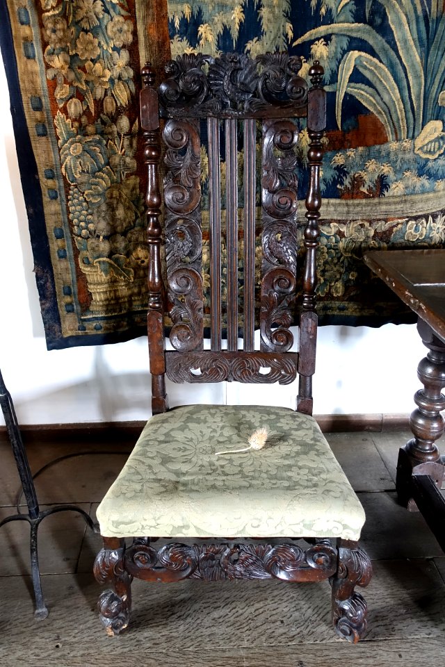 Chair - Great Chamber, Haddon Hall - Bakewell, Derbyshire, England - DSC02695
