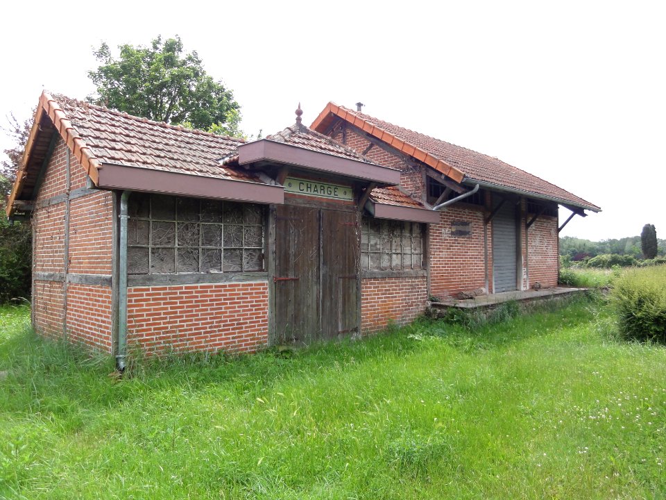 Chargé (Indre-et-Loire) la plus ancienne gare