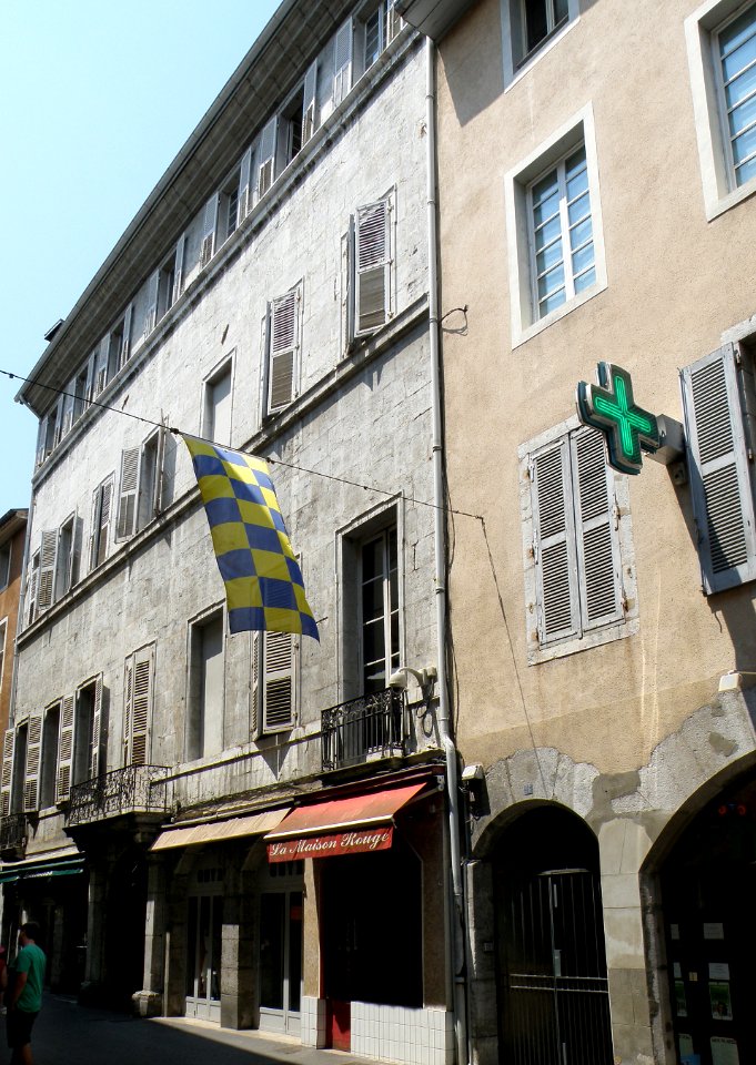 Chambéry Rue Croix d'or 2