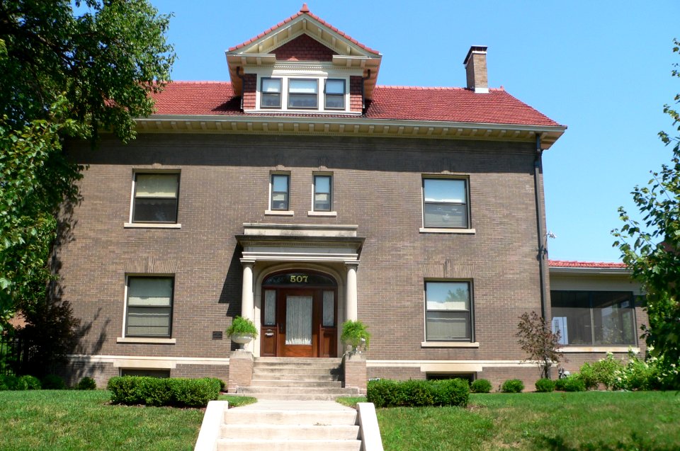 Charles D. McLaughlin house (Omaha, Nebraska) from W 2