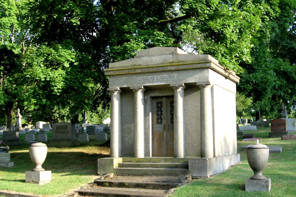 Charles E. Golden mausoleum, Chartiers Cemetery, 2020-07-25, 01