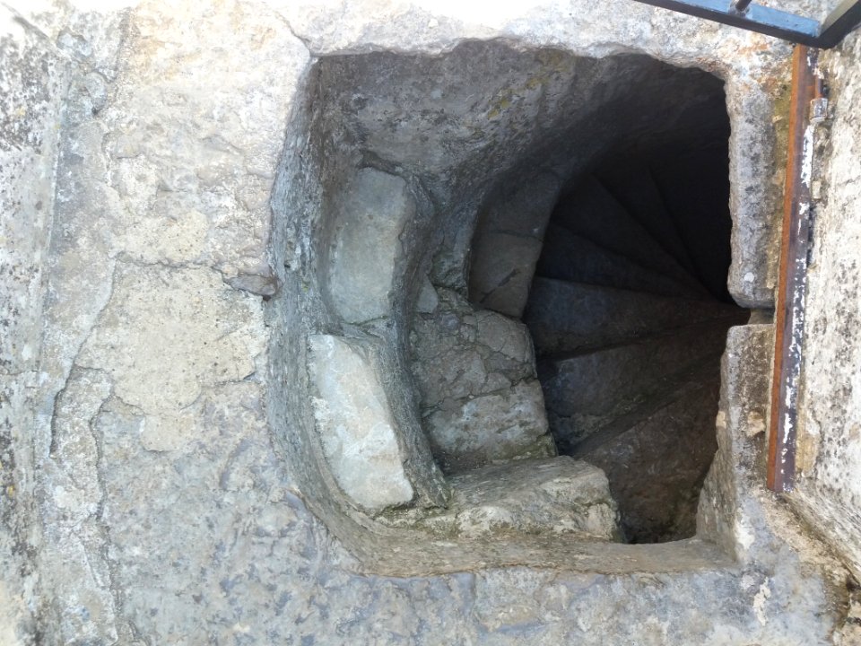Chapias - Tour de la Vierge - Escalier