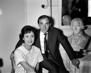 Charles Aznavour en Caterina Valente, Bestanddeelnr 912-9919