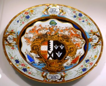 Charger with Okeover family coat of arms, Jingdezhen, China, 1749 or 1750 AD, porcelain - Peabody Essex Museum - Salem, MA - DSC05196 photo