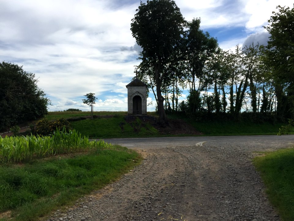 Chapelle-Calvaire de la Rouge Croix à Nalinnes-Centre rue du Hameau 01