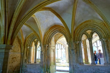 Chapter House - Lacock Abbey - Wiltshire, England - DSC00878
