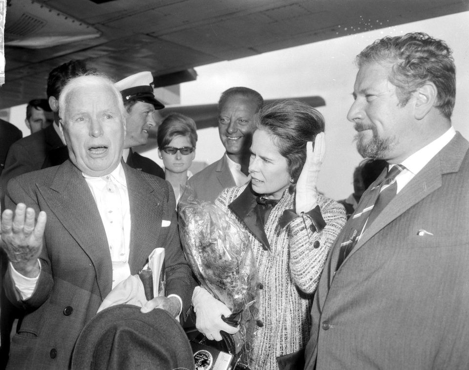 Chaplin, diens echtgenote Oona ONeill en Peter Ustinov, Bestanddeelnr 917-8962