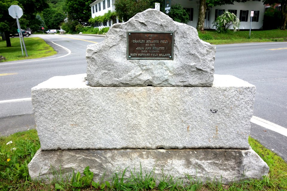 Charles Kellogg Field memorial - Newfane, Vermont - DSC08442