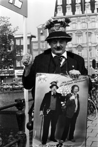Charly Vlug (Charly de Sandwichman) verkiesbaar voor Amsterdamse gemeenteraad , Bestanddeelnr 932-1740
