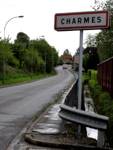 Charmes (Aisne) city limit sign