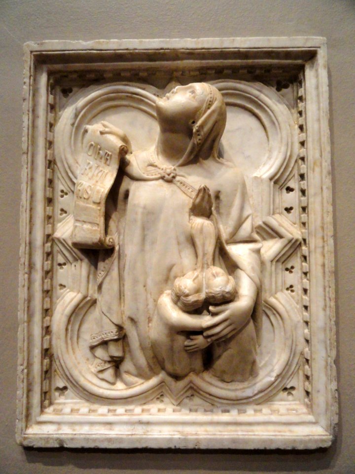 Charity by Giovanni di Balduccio, c. 1328-1338, marble - National Gallery of Art, Washington - DSC00153