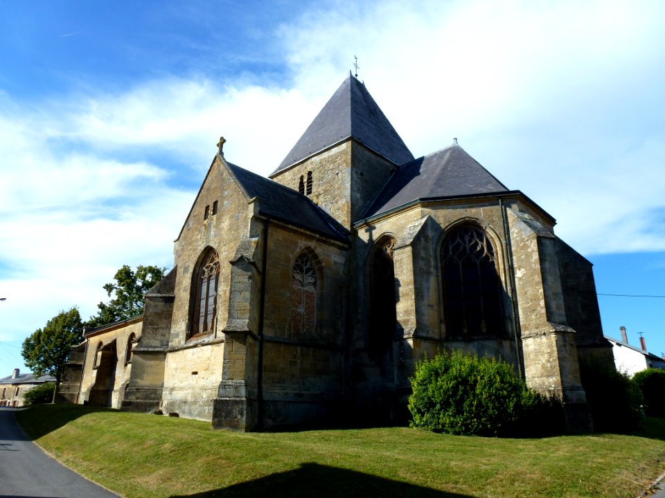 Charbogne (Ardennes) église Saint-Rémi, chevet