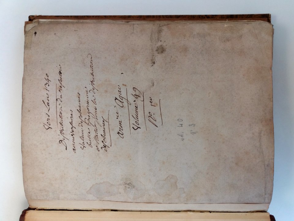 Chapitre primatial Saint-Jean de Lyon - Armoire Agar - 10 G 1067 - Volume 49 - Première page