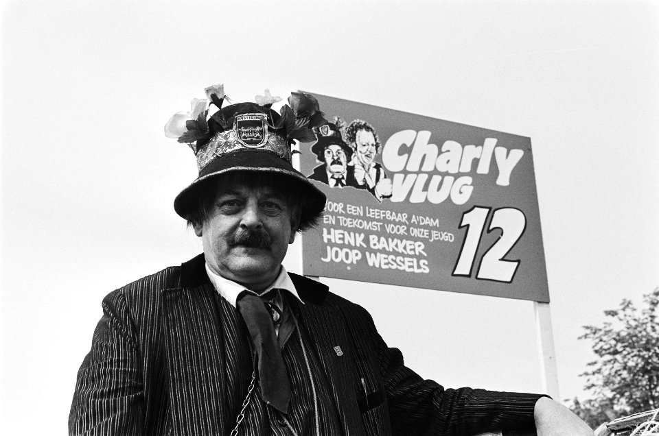 Charly Vlug (Charly de Sandwichman) verkiesbaar voor Amsterdamse gemeenteraad , Bestanddeelnr 932-1739