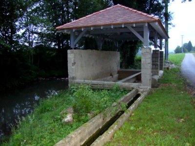 Charitte-de-Bas (Pyr-Atl, Fr) Lavoir