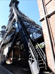 Charleroi, Marcinelles, Bois du Cazier, escalier du grand chevalement