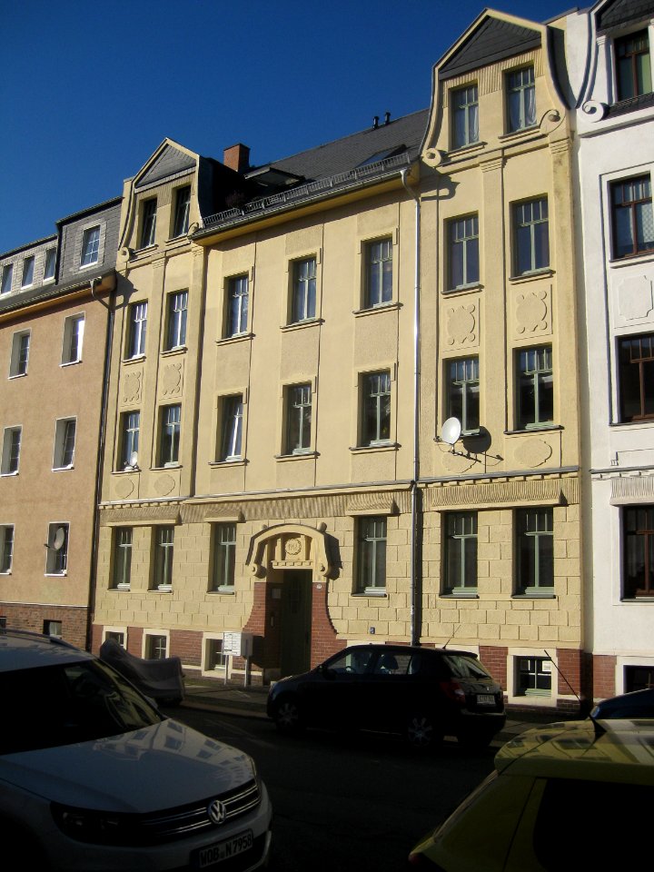 Charlottenstraße 77