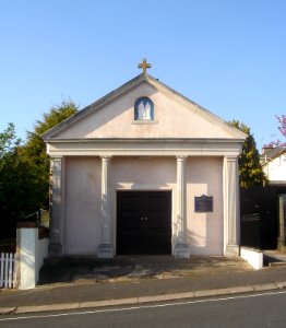 Chapel of the Holy Family (Society of St Pius X), Hollingdean Street, Hollingdean (April 2009) (2)