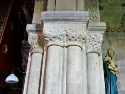 Chancel arch, Barton-le-street