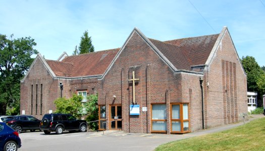 Chandler's Ford United Reformed Church, Kings Road, Chandler's Ford (June 2019) (1)