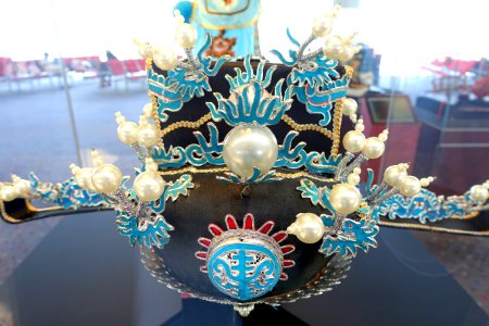 Chancellor in Court headgear - Cantonese Opera costume - Hong Kong International Airport - DSC06263