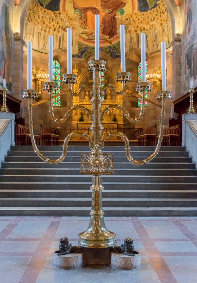 Chandelier sept branches Cathédrale Viborg Domkirke Denmark