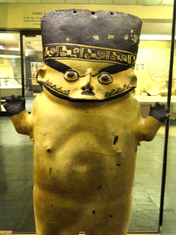 Ceramic figurine, AD 1000-1470 - Chancay pottery in the American Museum of Natural History - DSC06072