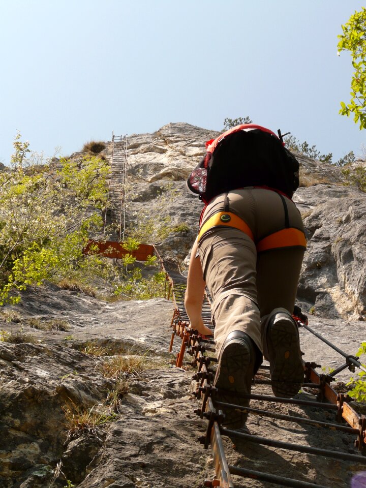 Climbing climbing platform system climb