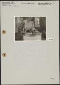 Centrifuge, Bestanddeelnr 256-3593