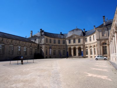 Centre mondial de la paix, Verdun pic-003