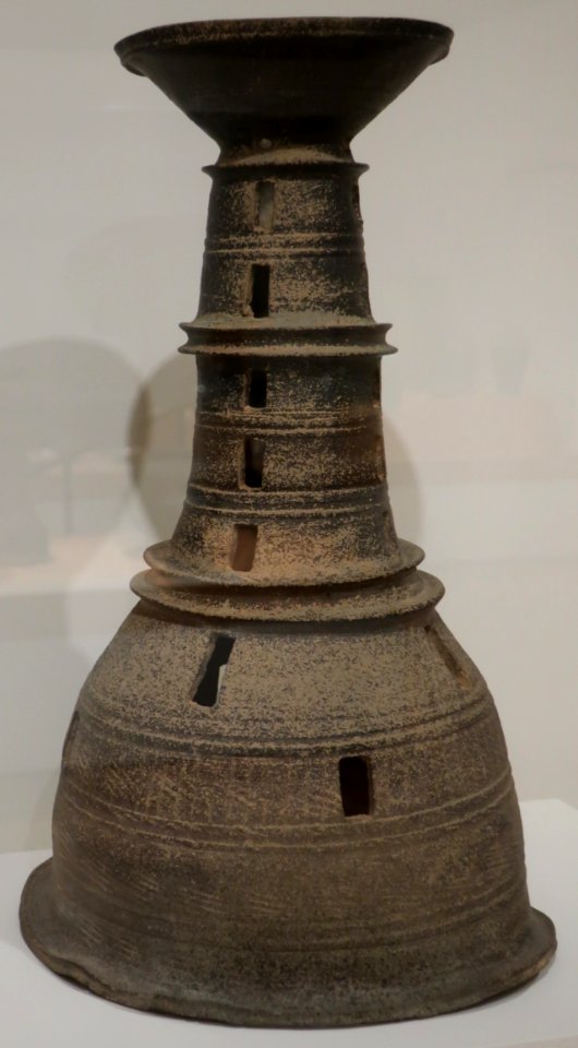 Ceremonial stand from Korea, c. 5th-6th century, Honolulu Museum of Art 5301.1