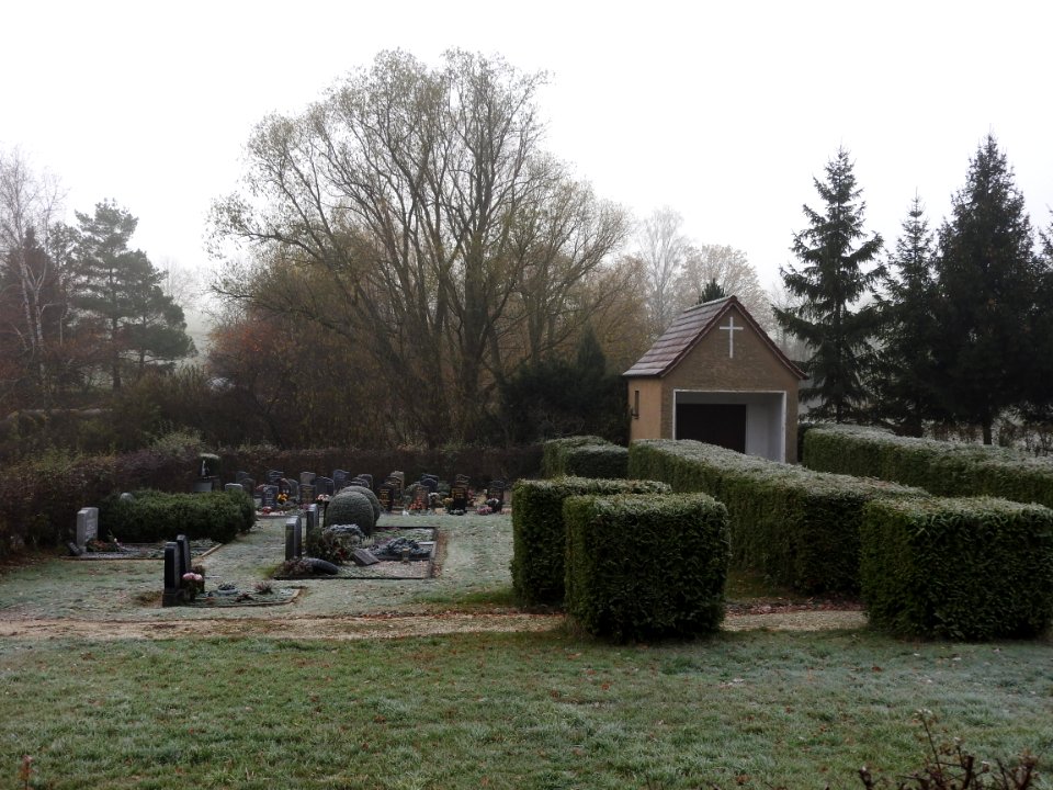 Cemetery Walpernhain 4