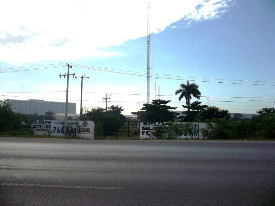 Centro de Transmisiones del Grupo Rivas en Kanasín, Yucatán (01)