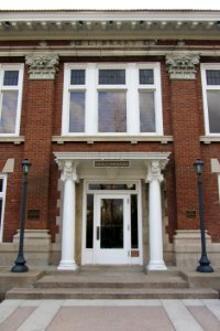 CentreCollege-oldcarnegie-frontdoor