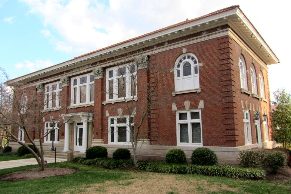 CentreCollege-oldcarnegie-front