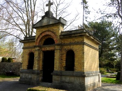 Cemetery Triptis 20